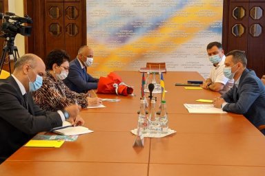 Глава ХОГА встретился с Чрезвычайным и Полномочным Послом Азербайджана в Украине