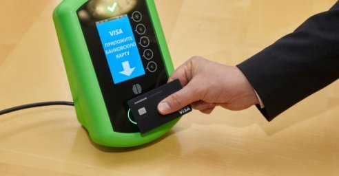 В харьковском метро планируют внедрить оплату проезда банковскими картами