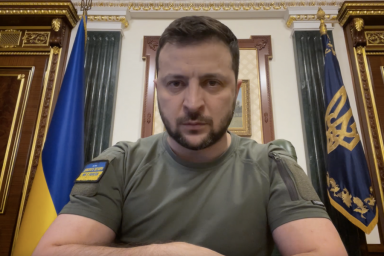 Каждый и каждая должен быть лоббистом поставки Украине тяжелого оружия, которое может ускорить нашу 