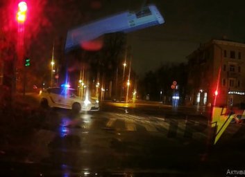 ВИДЕО: Ночью копы гонялись за пьяным на круизере - Соцсети