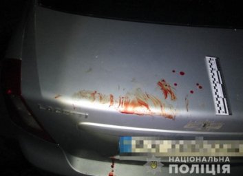 Избили ночью: на парня напали два хулигана (ФОТО, Обновлено)