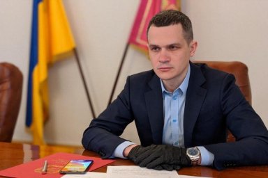 Алексей Кучер инициировал выделение дополнительных средств из областного бюджета на выплаты медикам