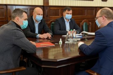 Глава ХОГА обсудил рост цен на отдельные группы товаров с руководством Антимонопольного комитета