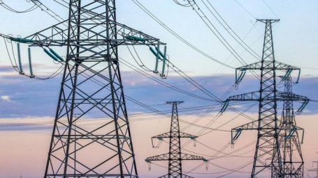  Кабмин намерен сохранить фиксированную цену на электричество для населения 