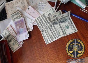 На взятке задержана председатель военно-врачебной комиссии (ФОТО, Обновлено)