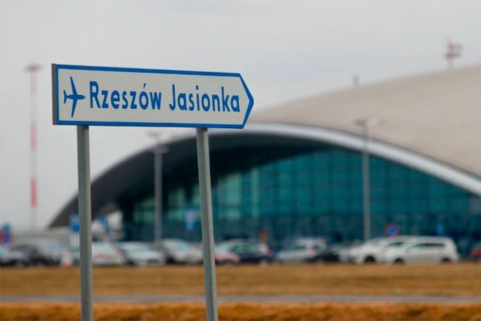  Ближайший к Украине аэропорт. Как добраться до Жешува на поезде и автобусе: цены 