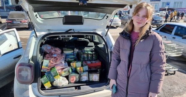  #Лица_Харькова. Дарья Щербань - учитель физики, которая помогает харьковчанам 