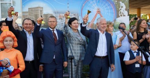 Игорь Терехов поздравил школьников с началом учебного года