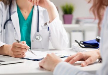  В Украине предоставят бесплатную помощь людям, получившим ранения из-за войны 