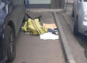 Смерть возле наливайки: неожиданно умер мужчина (ФОТО)