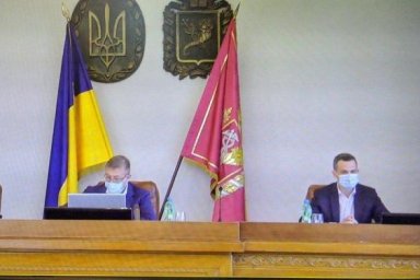 Утвержден порядок использования средств для оказания материальной помощи медикам, заболевшим COVID-1