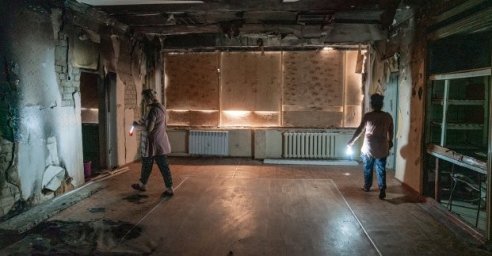  В Харькове волонтеры привели в порядок после обстрела один из детских садов 