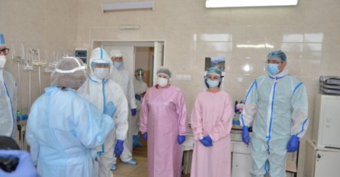 Игорь Терехов: Я преклоняюсь перед врачами. Они обязаны получать надбавку день в день