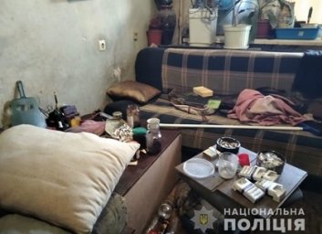 Смрад из квартиры: женщина зарезала любовника (ФОТО)