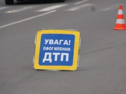 В Харькове полицейское авто Prius столкнулось с иномаркой