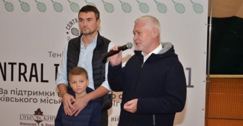 В Харькове прошел турнир по теннису среди любителей