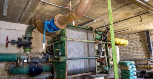  В Холодногорском районе восстанавливают центральный тепловой пункт 