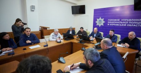 Предприниматели с &laquo;Барабашово&raquo; обратились в полицию с просьбой защитить их от беспредела &laquo;АВЭКа&raquo;