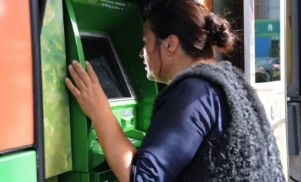  А. Плотников: &laquo;Украинцы опустошают счета и забирают краткосрочные депозиты&raquo; 