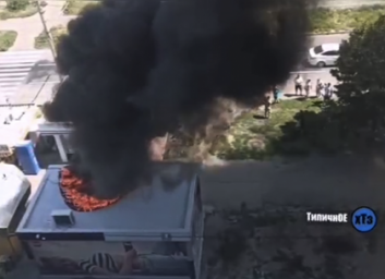 На Рогани сгорел табачный магазин