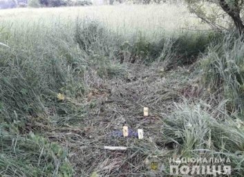 Ночью под Харьковом изнасиловали женщину (ФОТО)