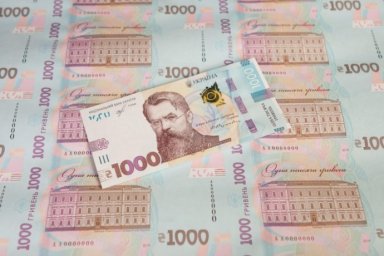  Украинцы получат 1000 за вакцинацию: принят закон 