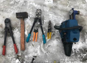 Банду, грабящую грузовые вагоны, разоблачили в Харькове (ФОТО)