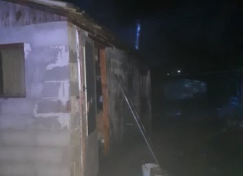 В первые часы весны под Харьковом горел дом