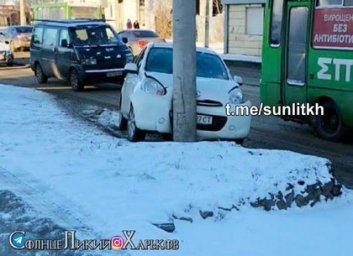 Лихачам на &laquo;лысой&raquo; резине тормозить по гололеду можно только с помощью Харэнерго