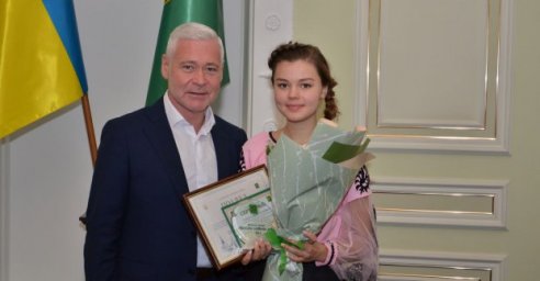 В горсовете наградили победителей конкурса &laquo;Молодой человек года&raquo;