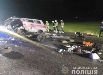Появились фото смертельного ДТП, в котором пострадали медики &laquo;скорой&raquo;