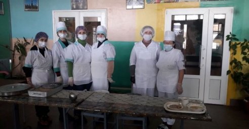  Сегодня харьковчане получили около 16 тысяч бесплатных обедов 