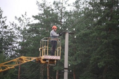  Энергетики питали еще одну деревню в Оскильской тергромаде 