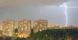 Завтра в Харькове - дождь с грозой и сильный ветер