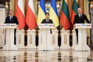 Конкретные шаги со стороны ЕС по полноправному членству Украины поддержали бы нас в этих сложных усл