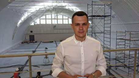 На строительстве Краснокутского ФОКа выполнили 75% работ