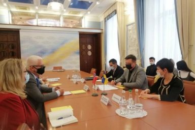 Антон Деньгуб встретился с Чрезвычайным и Полномочным Послом Королевства Норвегия в Украине