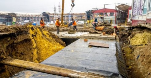  На рынке &laquo;Барабашово&raquo; реконструируют теплотрассу 