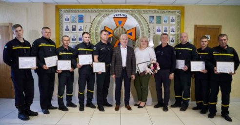 Игорь Терехов поздравил спасателей с профессиональным праздником