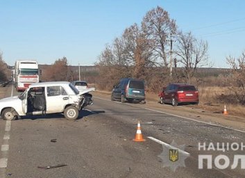 Роковой &laquo;пинок&raquo; на трассе Харьков - Киев - Довжанский (ФОТО)