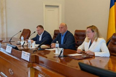 &laquo;Мы должны стать одной командой&raquo; &ndash; Александр Скакун встретился с руководителями 58 медучреждений обл