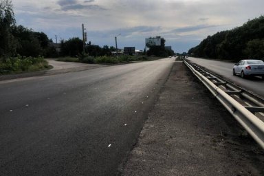  На дороге жизни Киев-Харьков-Довжанский заасфальтировали проблемный участок 