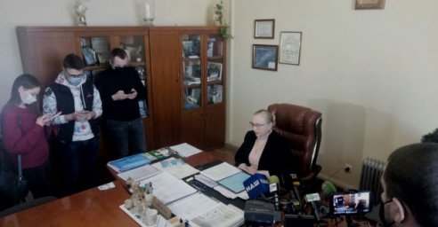 Город предоставит материальную помощь семье, в которой родители погибли в ДТП на Окружной