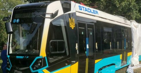 Швейцарская компания &laquo;Stadler&raquo; предоставила городу трамвай для испытаний (исправлено)