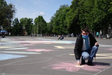 В Сахновщинском районе отметили День вышиванки флешмобом