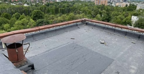  Работники &laquo;Инженерных сетей&raquo; ремонтируют дома и восстанавливают связь 