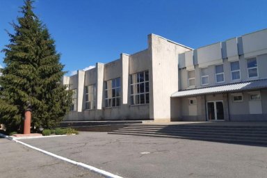 В Двуречной реконструируют районный Дом культуры