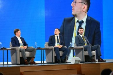 Задача правительства - защитить домохозяйства, где активные члены семьи потеряли работу. Минсоцполит