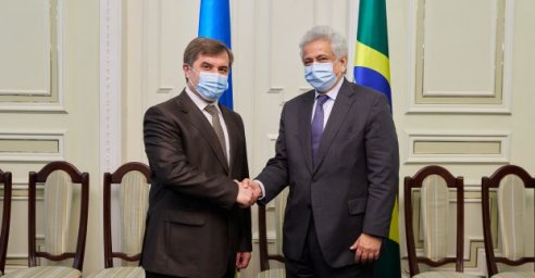 Александр Новак встретился с послом Бразилии