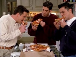 Диетологи признали пиццу самым полезным завтраком